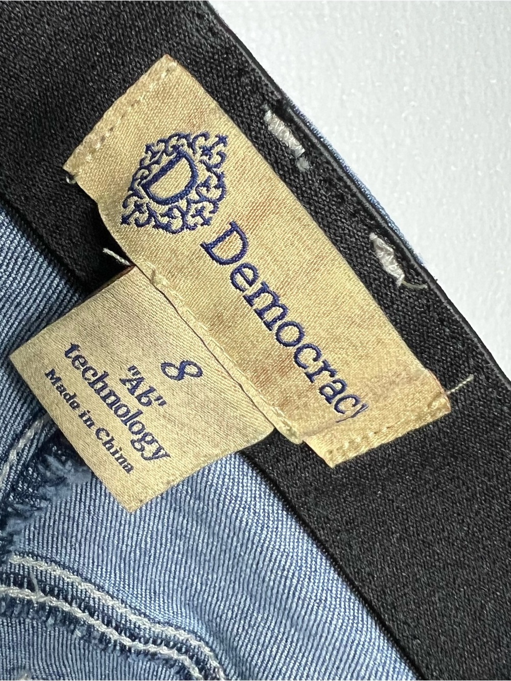 Democracy Ab technology raw hem jeans size 8 - Picture 4 of 5